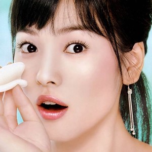 7 Mẹo trang điểm giúp bạn trông trẻ hơn